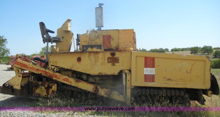 image for item D4423 1980 Blaw-Knox PF500 asphalt overlay machine