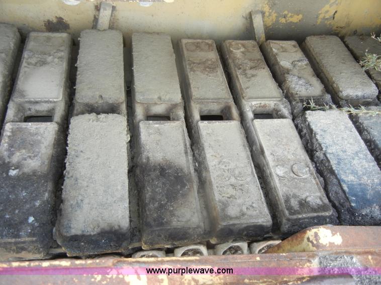 image for item D4423 1980 Blaw-Knox PF500 asphalt overlay machine