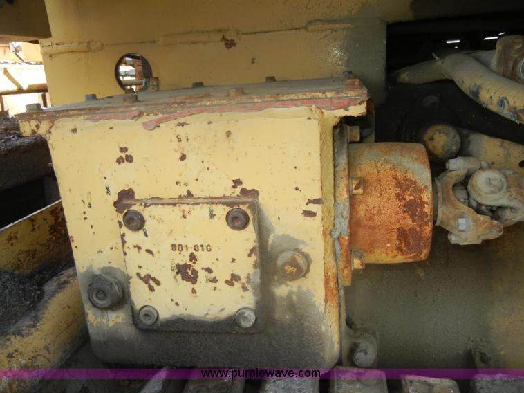 image for item D4423 1980 Blaw-Knox PF500 asphalt overlay machine