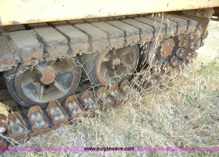 image for item D4423 1980 Blaw-Knox PF500 asphalt overlay machine