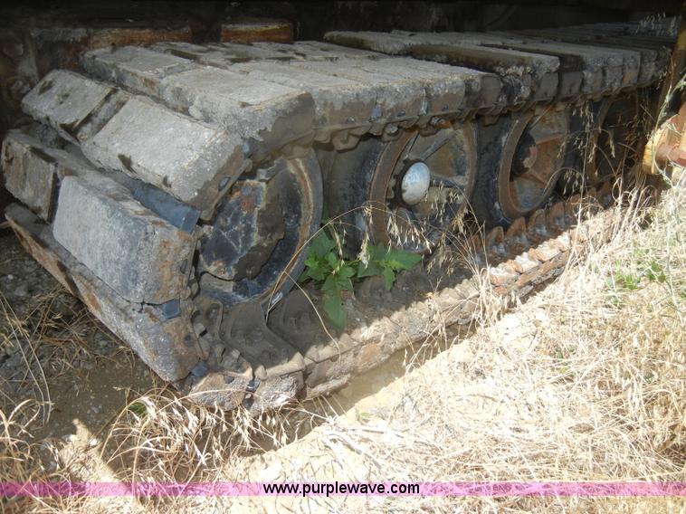 image for item D4423 1980 Blaw-Knox PF500 asphalt overlay machine