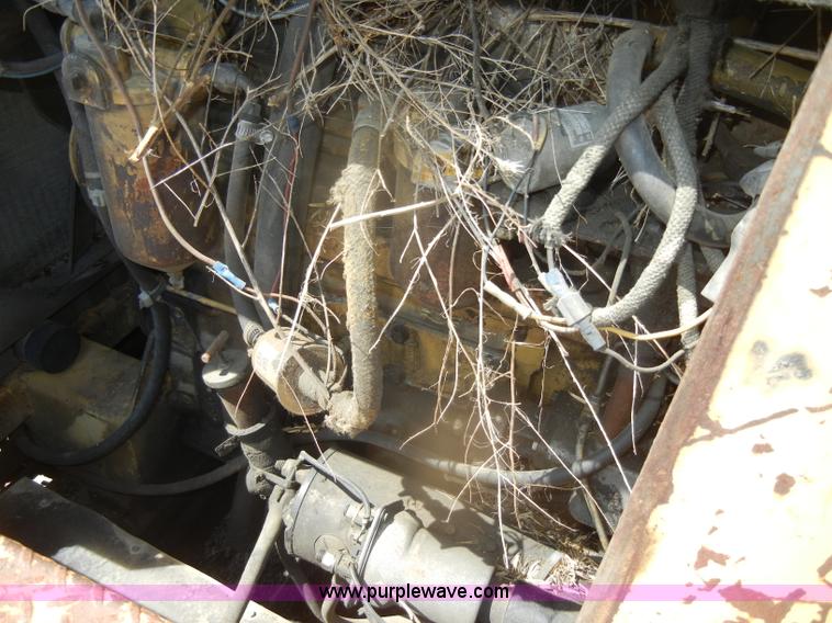 image for item D4423 1980 Blaw-Knox PF500 asphalt overlay machine