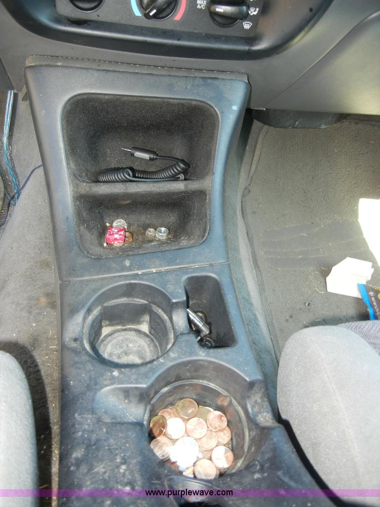 image for item D4463 1999 Ford Explorer XLT SUV