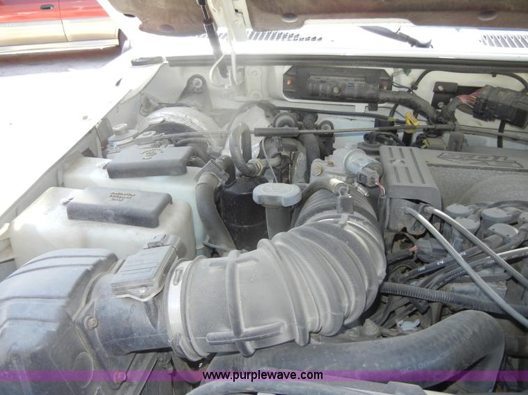 image for item D4463 1999 Ford Explorer XLT SUV