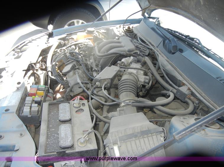 image for item D4476 2006 Ford Taurus SE
