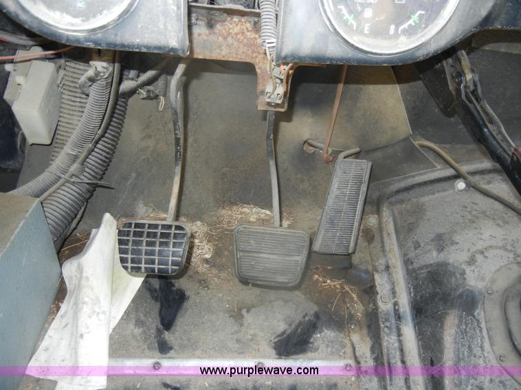 image for item D4493 1990 GMC S6000 Ward school bus