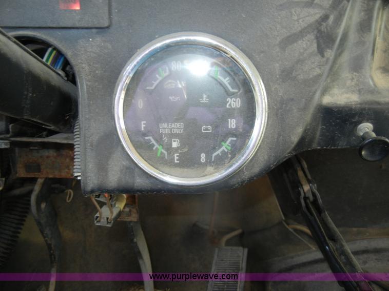 image for item D4493 1990 GMC S6000 Ward school bus