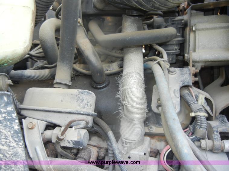 image for item D4493 1990 GMC S6000 Ward school bus