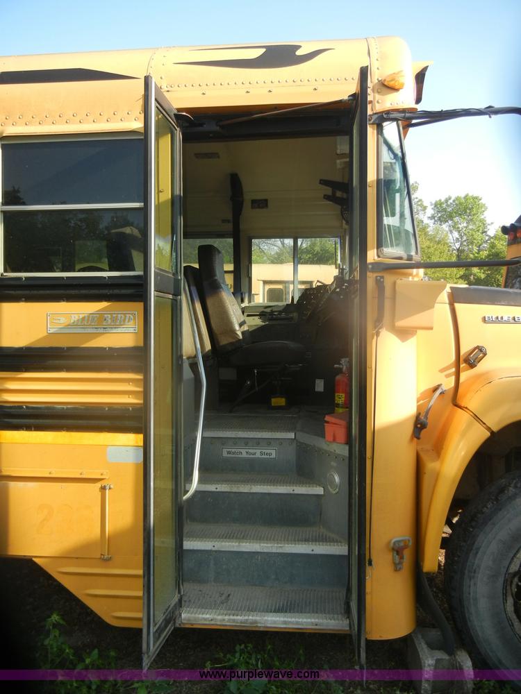 image for item D4494 1998 Chevrolet B7 Bluebird school bus