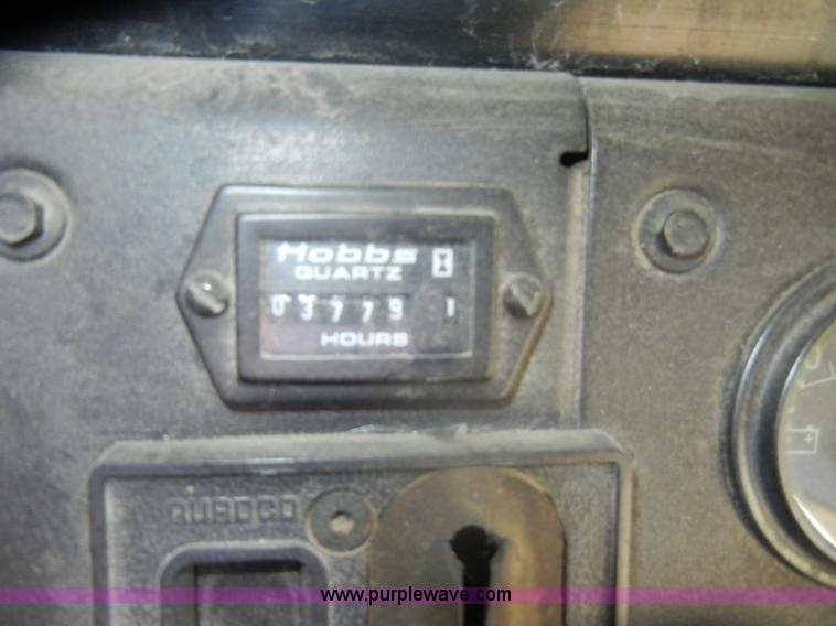 image for item D4494 1998 Chevrolet B7 Bluebird school bus