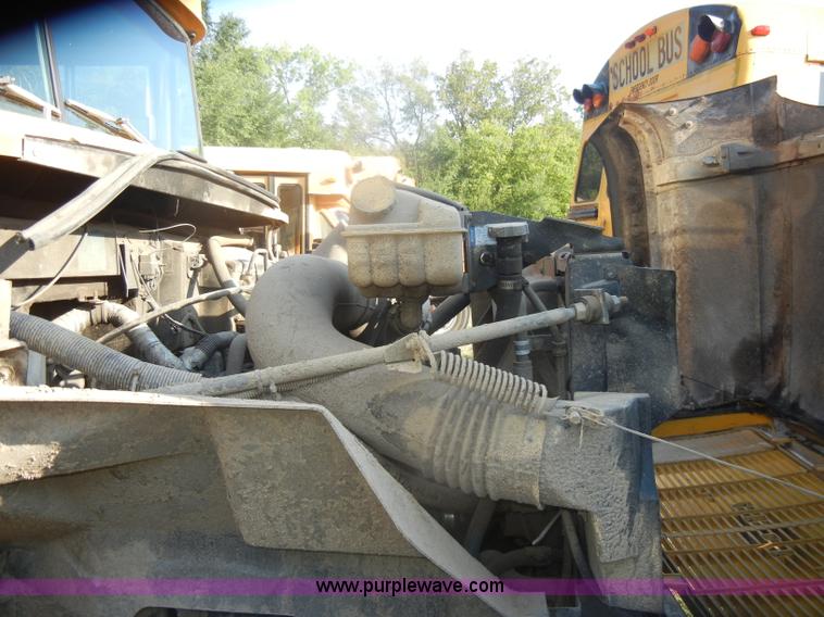 image for item D4494 1998 Chevrolet B7 Bluebird school bus