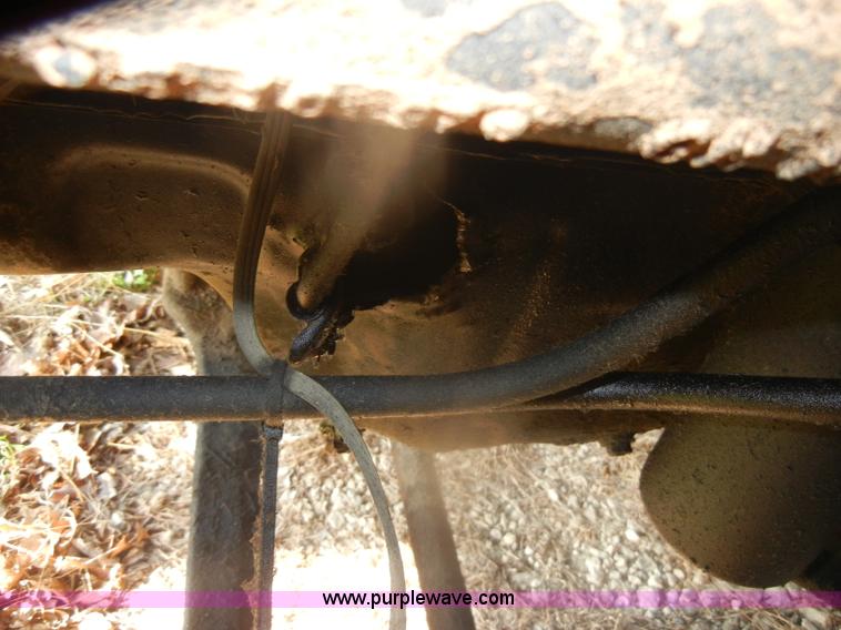 image for item D4494 1998 Chevrolet B7 Bluebird school bus