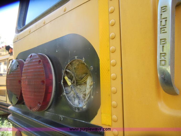 image for item D4494 1998 Chevrolet B7 Bluebird school bus