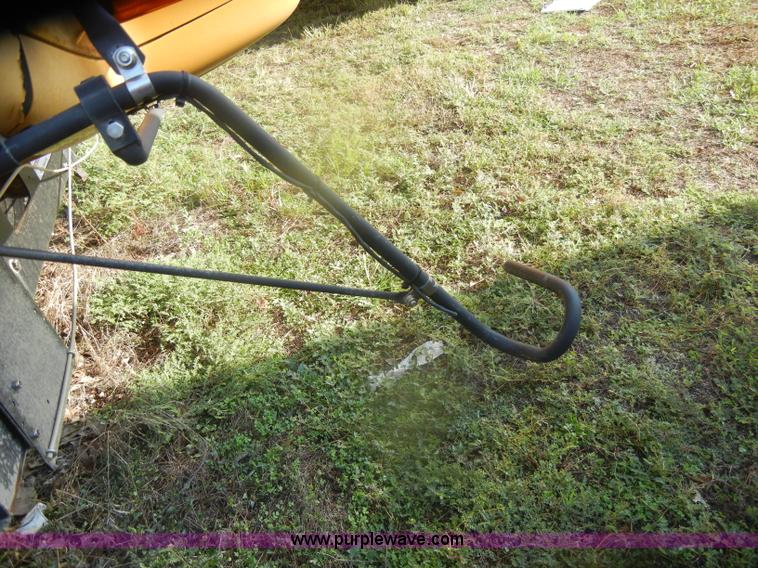 image for item D4494 1998 Chevrolet B7 Bluebird school bus