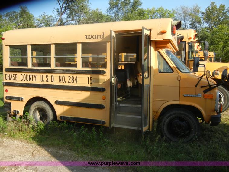 image for item D4495 1989 GMC G3500 Vandura-Ward school bus