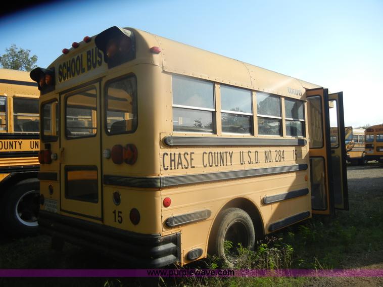 image for item D4495 1989 GMC G3500 Vandura-Ward school bus