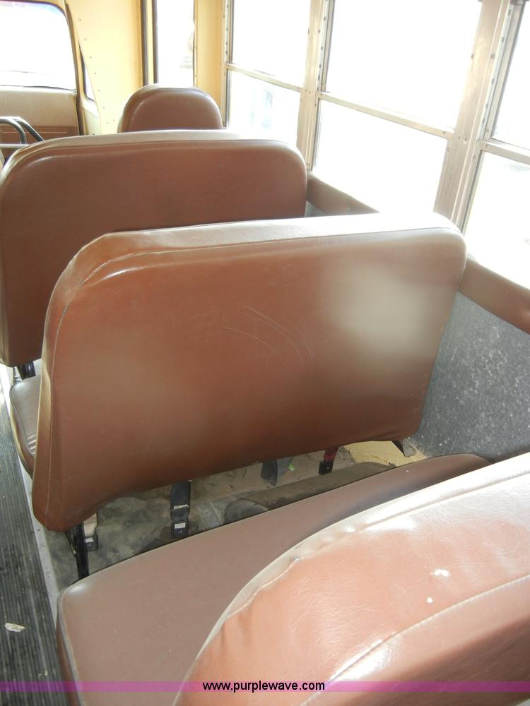 image for item D4495 1989 GMC G3500 Vandura-Ward school bus