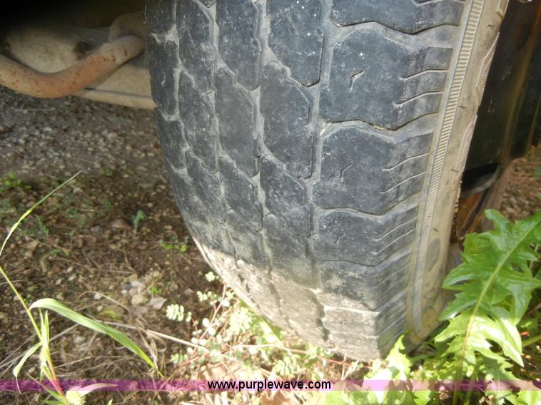 image for item D4495 1989 GMC G3500 Vandura-Ward school bus