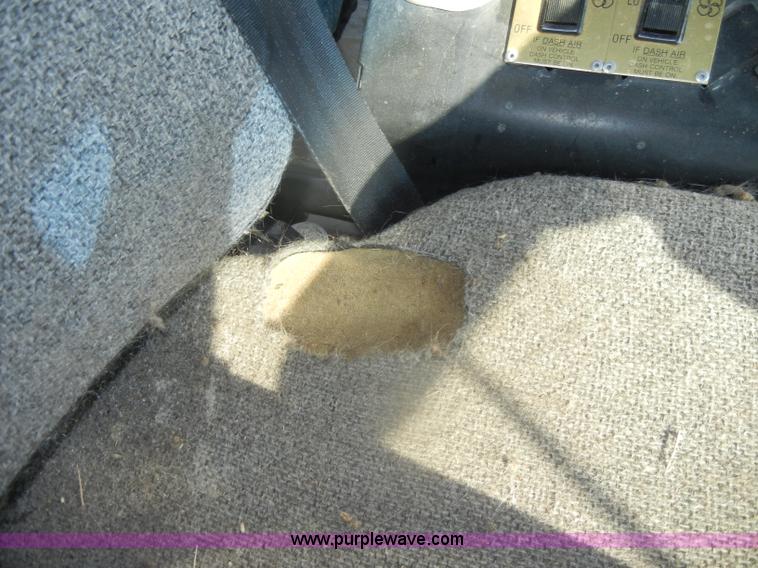 image for item D4496 1997 Thomas Built Saf-T-Liner MVP EF school bus