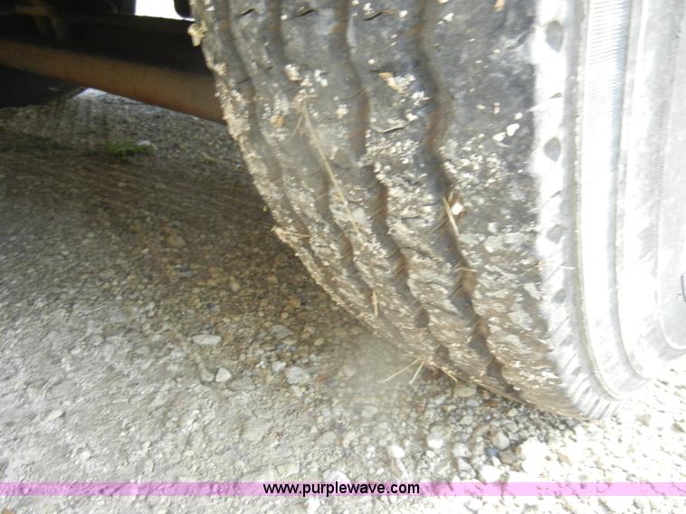 image for item D4496 1997 Thomas Built Saf-T-Liner MVP EF school bus