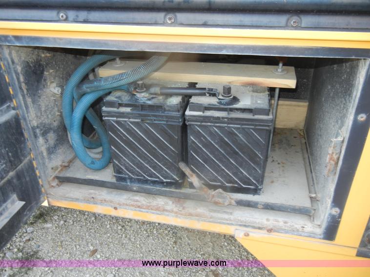 image for item D4496 1997 Thomas Built Saf-T-Liner MVP EF school bus