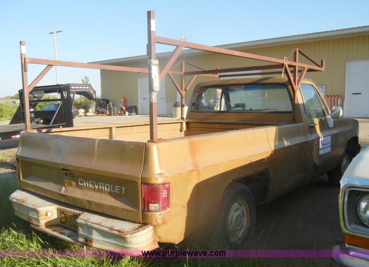 image for item D4613 1985 Chevrolet C1500 Custom Deluxe pickup truck