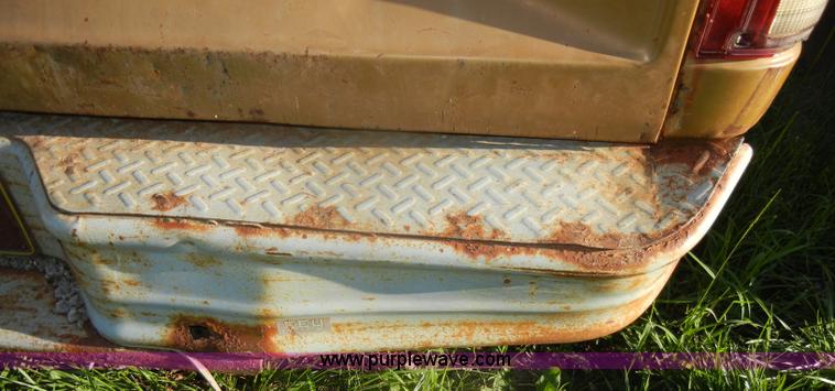 image for item D4613 1985 Chevrolet C1500 Custom Deluxe pickup truck