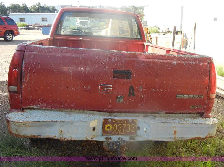 image for item D4616 1989 GMC Sierra 1500 SL pickup truck