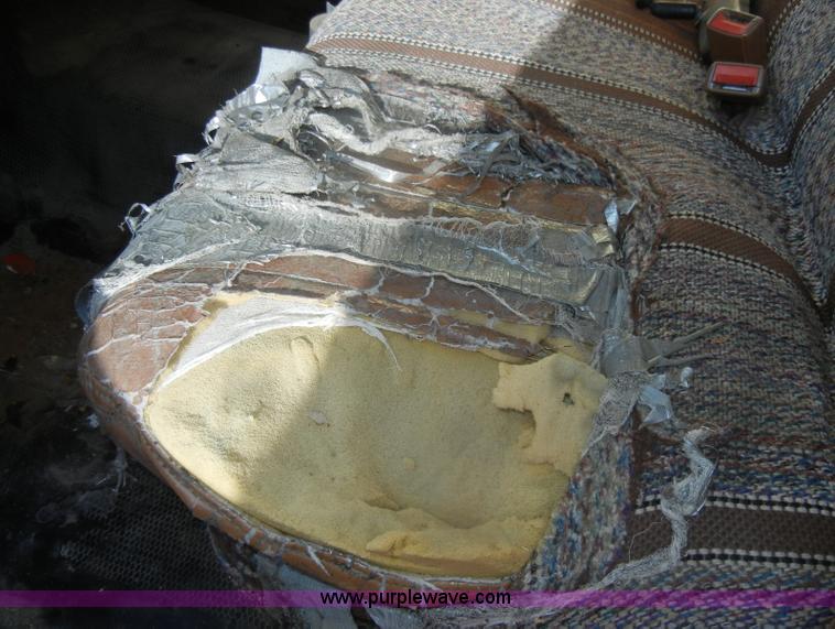 image for item D4616 1989 GMC Sierra 1500 SL pickup truck