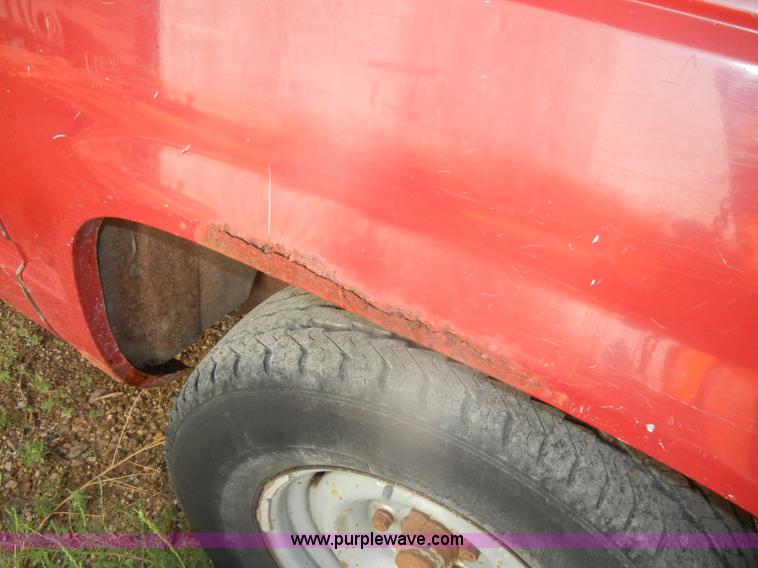 image for item D4616 1989 GMC Sierra 1500 SL pickup truck