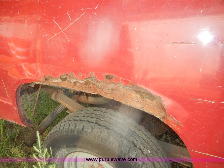 image for item D4616 1989 GMC Sierra 1500 SL pickup truck