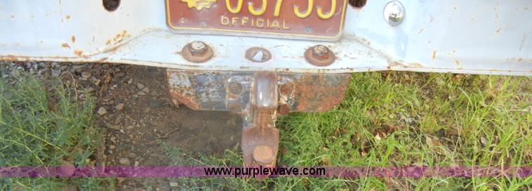 image for item D4616 1989 GMC Sierra 1500 SL pickup truck