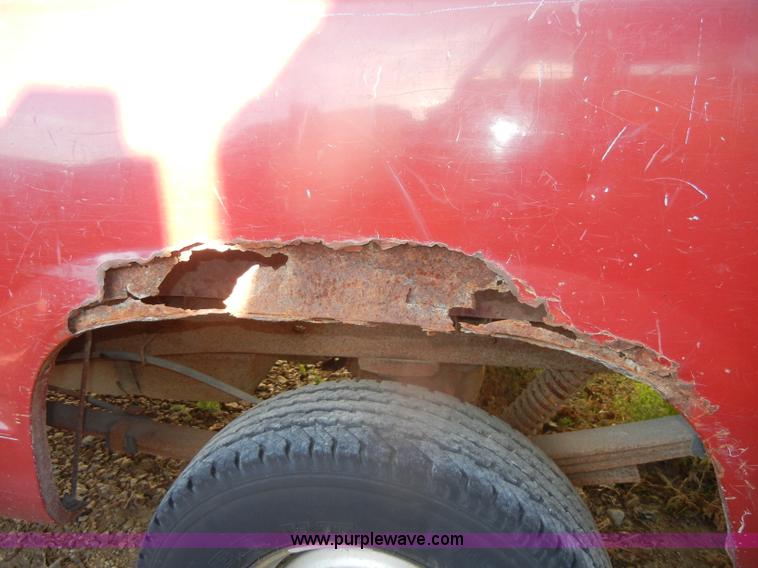 image for item D4616 1989 GMC Sierra 1500 SL pickup truck