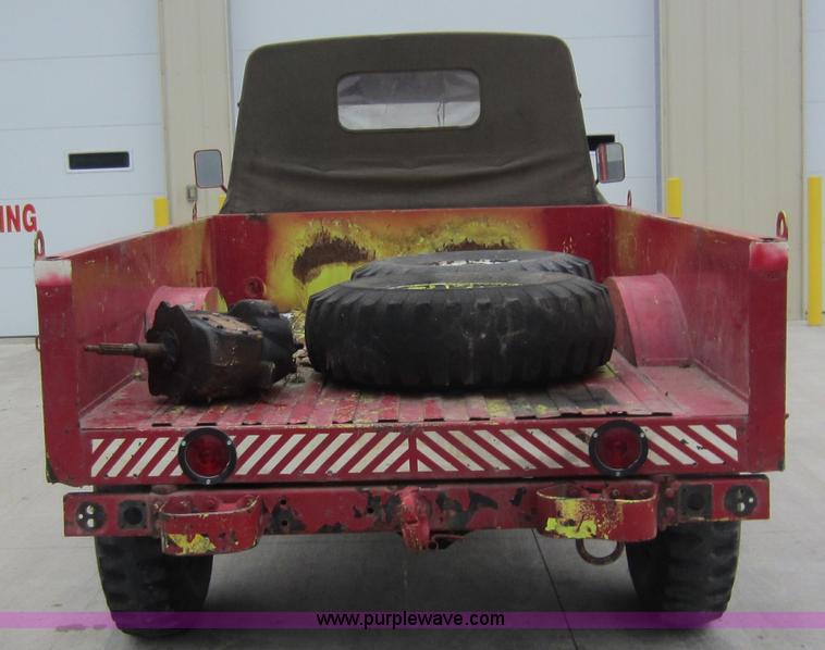 image for item D5646 1967 Kaiser Jeep pickup truck