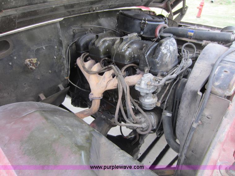 image for item D5646 1967 Kaiser Jeep pickup truck