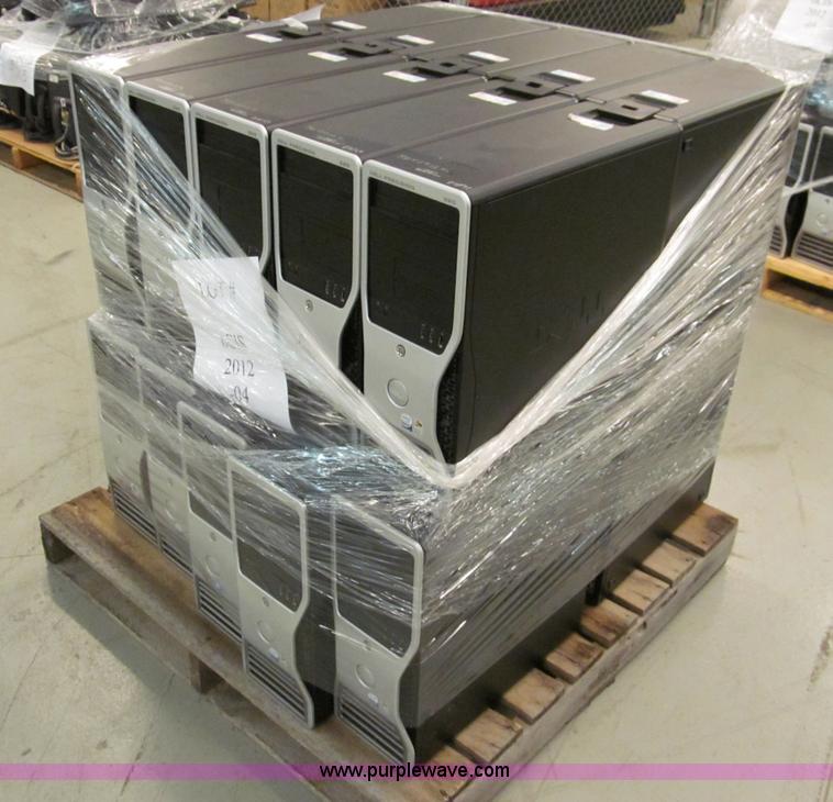 image for item E2142 (20) desktop computers