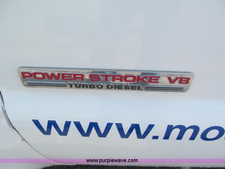 image for item E2147 2003 Ford F550 XL Super Duty bucket truck