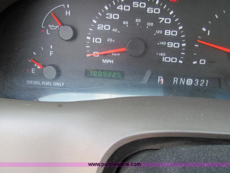 image for item E2147 2003 Ford F550 XL Super Duty bucket truck