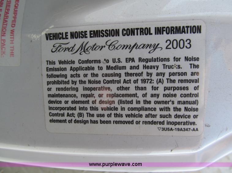 image for item E2147 2003 Ford F550 XL Super Duty bucket truck