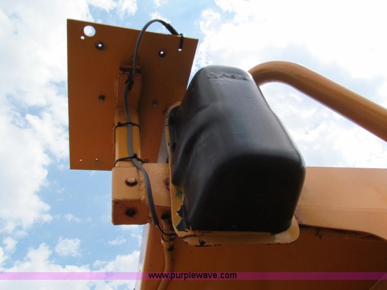 image for item E2148 1999 International 4900 dump truck