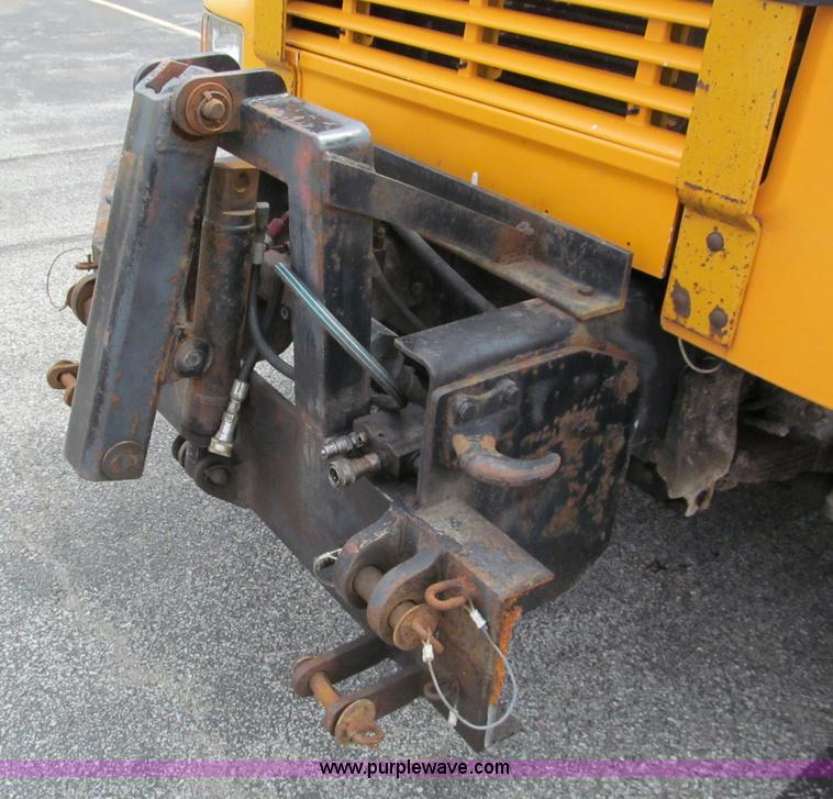 image for item E2148 1999 International 4900 dump truck