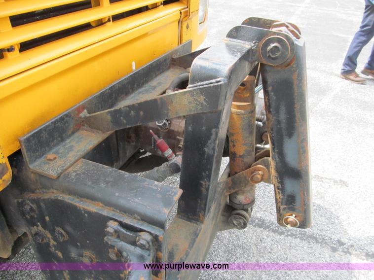 image for item E2148 1999 International 4900 dump truck