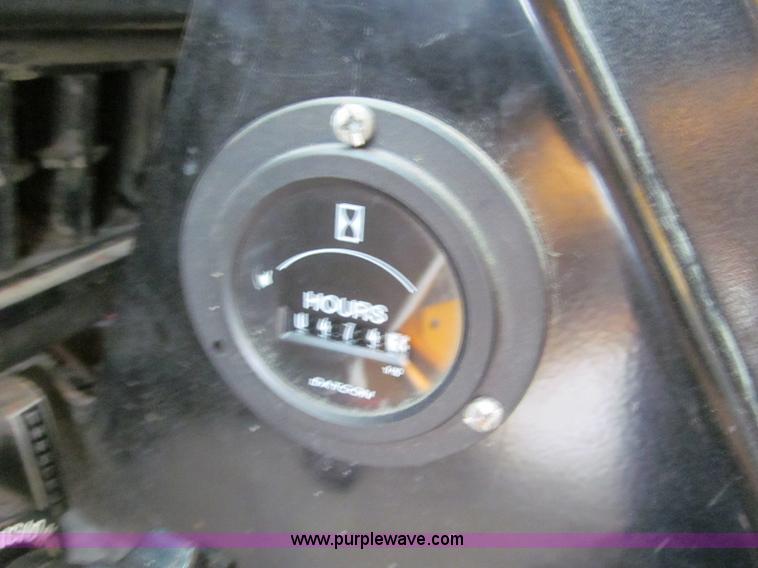 image for item E2152 1996 International 4900 dump truck