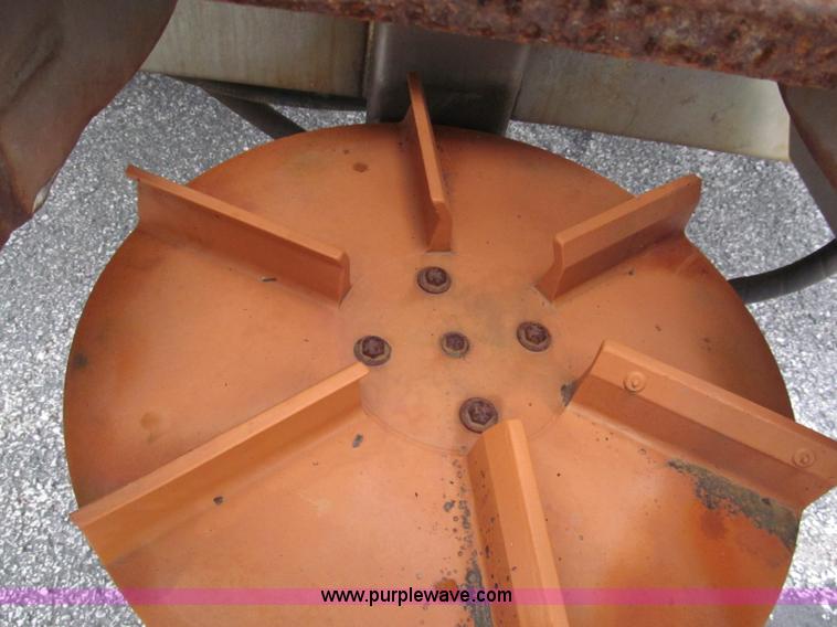 image for item E2152 1996 International 4900 dump truck