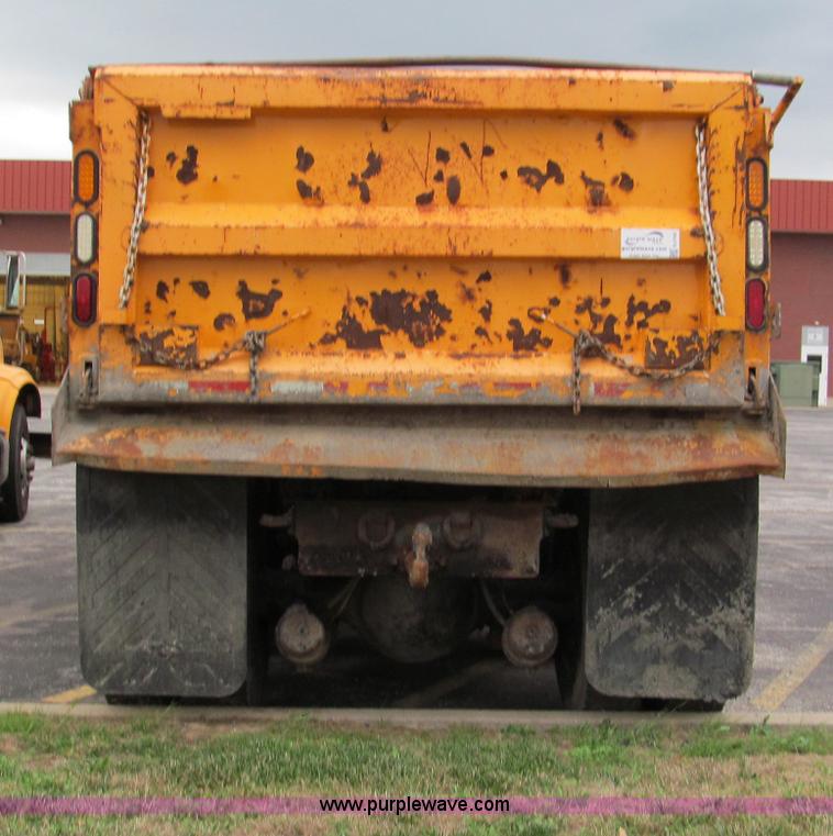 image for item E2155 1998 International 4900 dump truck