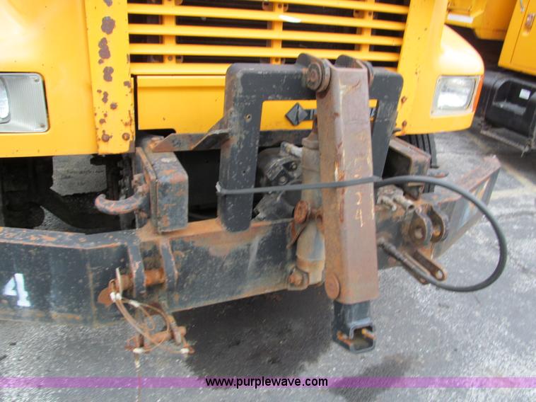 image for item E2155 1998 International 4900 dump truck