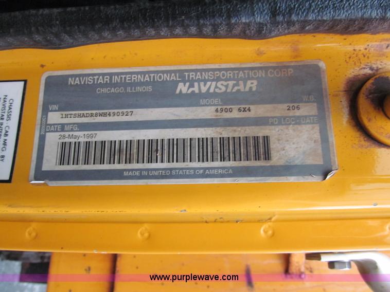 image for item E2155 1998 International 4900 dump truck