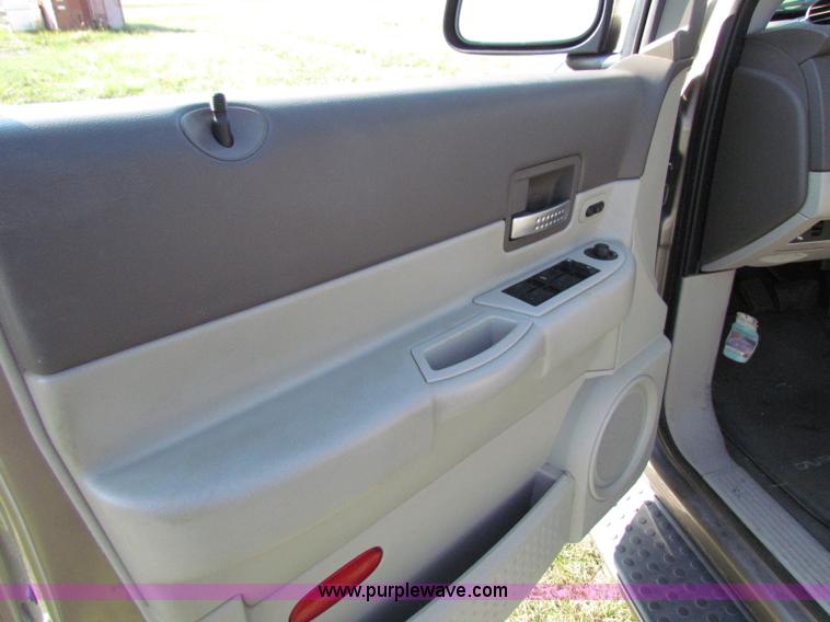 image for item E8037 2005 Dodge Durango Limited SUV
