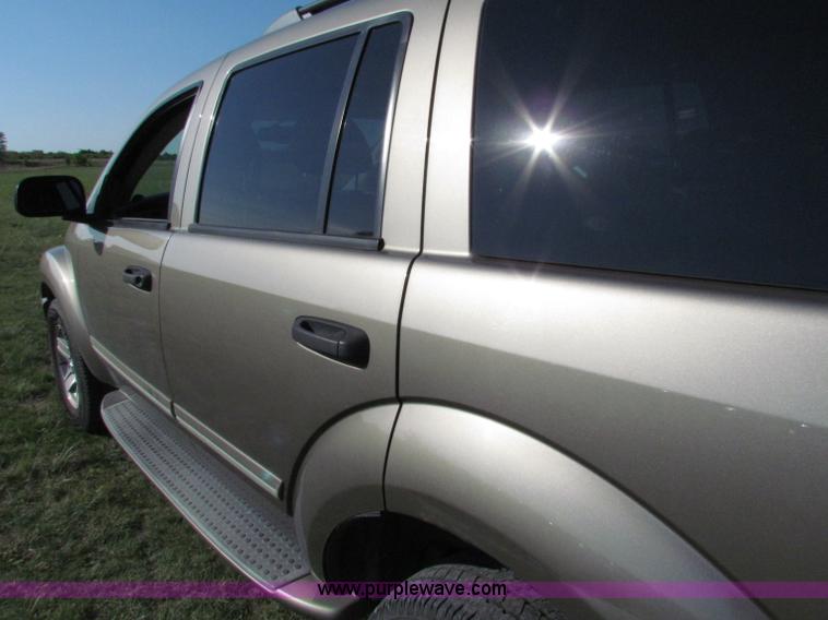 image for item E8037 2005 Dodge Durango Limited SUV