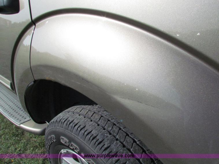 image for item E8037 2005 Dodge Durango Limited SUV